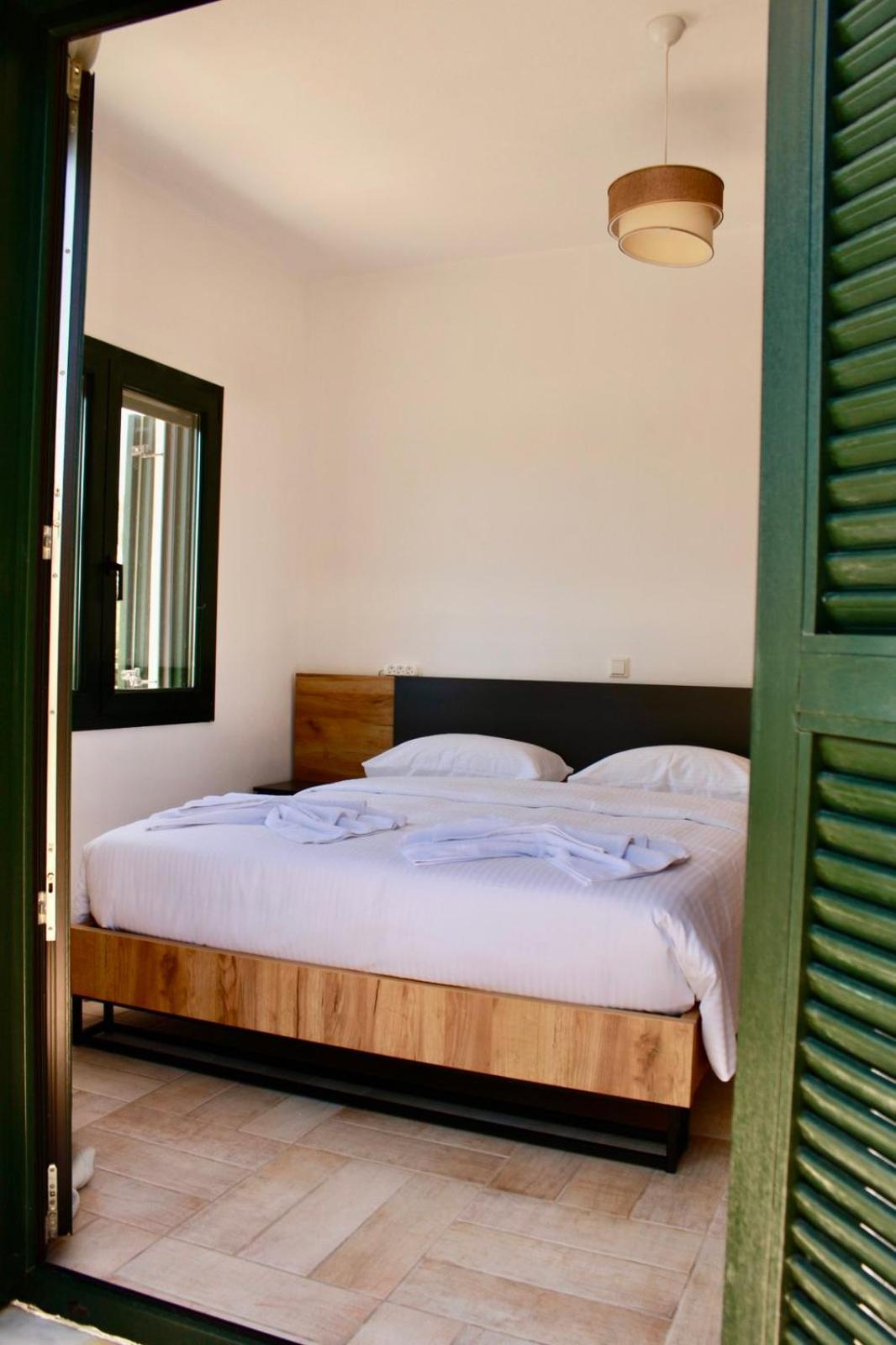 Aparthotel Helen'S 11 Boutique Achladies  Esterno foto